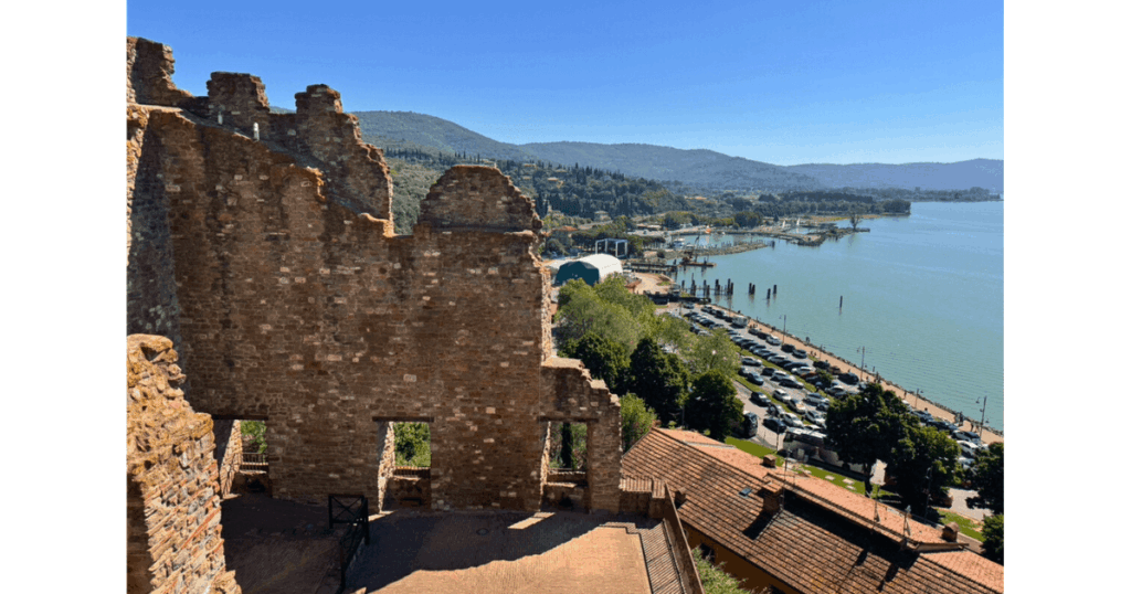 パッシグナーノ・スル・トラジメーノ(Passignano sul Trasimeno)の岬